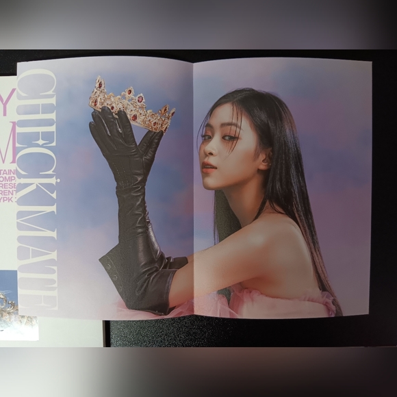 ITZY Checkmate - Mini Album - Picture 6 of 11
